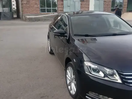 Volkswagen Passat 2013 года за 6 500 000 тг. в Кокшетау – фото 14