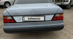 Mercedes-Benz E 230 1991 годаүшін2 200 000 тг. в Шымкент – фото 4