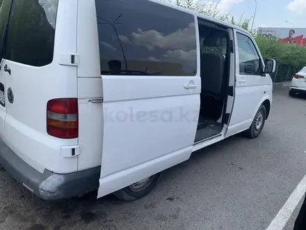 Volkswagen Transporter 2005 года за 4 000 000 тг. в Караганда – фото 5