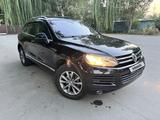 Volkswagen Touareg 2010 годаүшін8 300 000 тг. в Алматы – фото 3