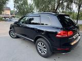 Volkswagen Touareg 2010 годаүшін8 300 000 тг. в Алматы – фото 4