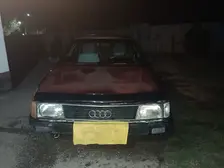 Audi 100, 1990