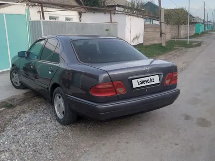 Mercedes-Benz E 230 1996 года за 2 500 000 тг. в Турара Рыскулова