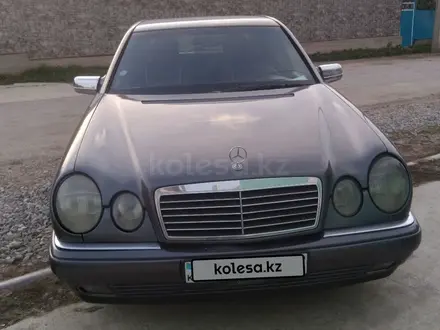 Mercedes-Benz E 230 1996 года за 2 500 000 тг. в Турара Рыскулова – фото 3