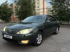 Toyota Camry, 2005