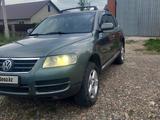 Volkswagen Touareg 2003 года за 4 400 000 тг. в Усть-Каменогорск – фото 3