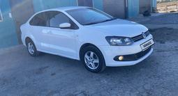 Volkswagen Polo 2013 года за 5 380 000 тг. в Актобе – фото 2