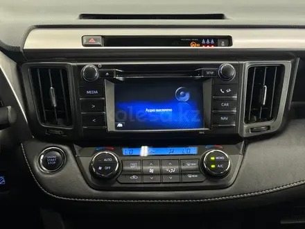 Toyota RAV4 Prestige 2018 года за 10 600 000 тг. в Астана – фото 17