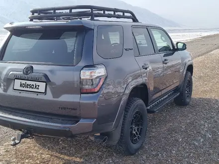 Toyota 4Runner 2022 года за 23 800 000 тг. в Алматы – фото 13