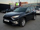 Toyota RAV4 2020 годаүшін13 300 000 тг. в Актобе – фото 4