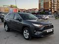 Toyota RAV4 2020 годаүшін13 300 000 тг. в Актобе – фото 2