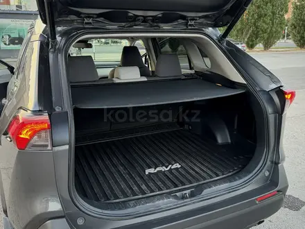 Toyota RAV4 2020 года за 13 300 000 тг. в Актобе – фото 8