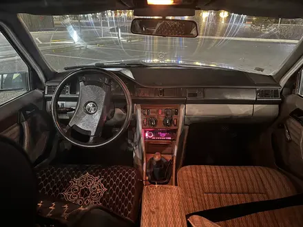 Mercedes-Benz E 200 1989 года за 920 000 тг. в Жезказган – фото 15