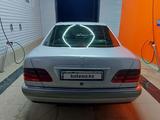 Mercedes-Benz E 280 1998 годаүшін3 300 000 тг. в Аральск – фото 4