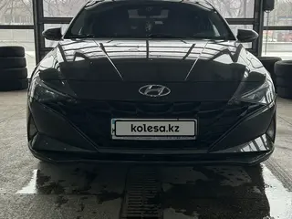 Hyundai Elantra, 2021