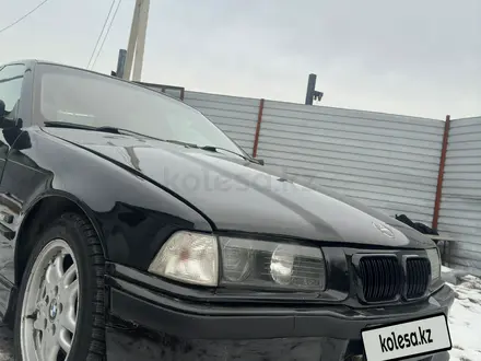 BMW 320 1995 года за 1 700 000 тг. в Алматы – фото 7