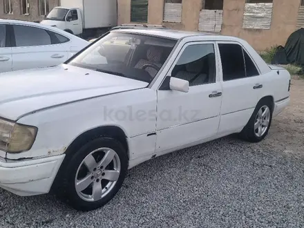 Mercedes-Benz E 280 1993 года за 900 000 тг. в Шымкент – фото 2