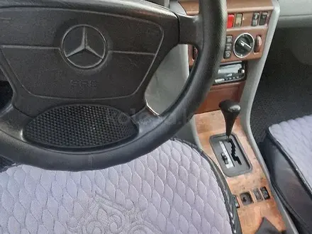 Mercedes-Benz E 280 1993 года за 900 000 тг. в Шымкент – фото 7