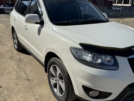 Hyundai Santa Fe 2011 года за 7 500 000 тг. в Караганда – фото 2