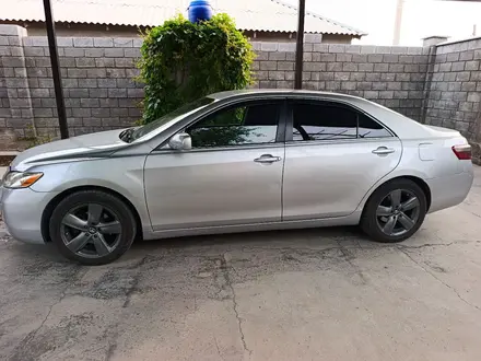 Toyota Camry 2007 года за 5 200 000 тг. в Шымкент – фото 2