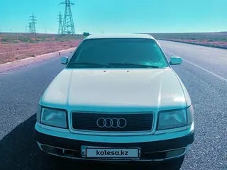 Audi 100