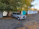 Mercedes-Benz E 200 1991 годаүшін650 000 тг. в Караганда