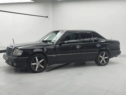 Mercedes-Benz E 300 1991 года за 2 500 000 тг. в Астана – фото 5