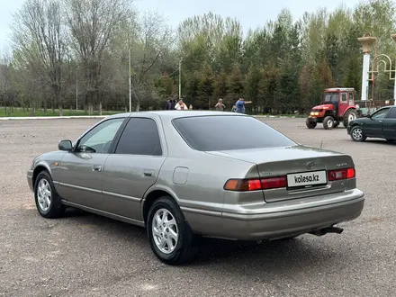 Toyota Camry 1997 года за 4 000 000 тг. в Алматы – фото 3
