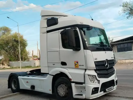 Mercedes-Benz  Actros 2017 года за 20 000 000 тг. в Алматы – фото 2