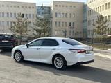 Toyota Camry 2019 года за 14 600 000 тг. в Алматы – фото 5