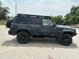 Nissan Patrol 2000 годаүшін10 000 000 тг. в Жанаозен – фото 4