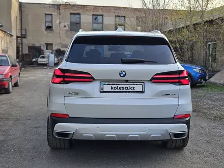 BMW X5 2023 года за 42 000 000 тг. в Караганда – фото 36