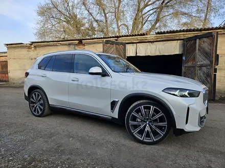 BMW X5 2023 года за 42 000 000 тг. в Караганда – фото 40