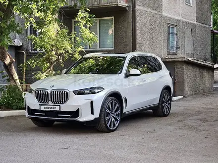 BMW X5 2023 года за 42 000 000 тг. в Караганда – фото 47