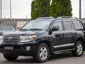 Toyota Land Cruiser Luxe 2013 года за 22 490 000 тг. в Алматы – фото 2
