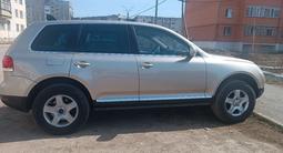 Volkswagen Touareg 2004 года за 5 800 000 тг. в Астана – фото 5