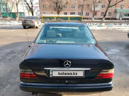 Mercedes-Benz E 280 1995 годаүшін2 800 000 тг. в Шымкент – фото 4