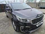 Kia Carnival 2019 года за 15 000 000 тг. в Шымкент