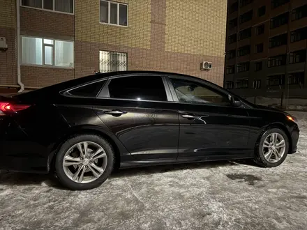 Hyundai Sonata 2019 года за 5 800 000 тг. в Актобе – фото 3