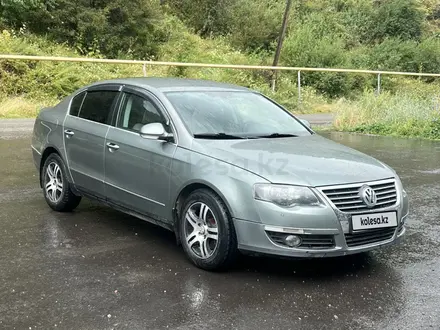 Volkswagen Passat 2006 года за 4 000 000 тг. в Кокшетау – фото 2