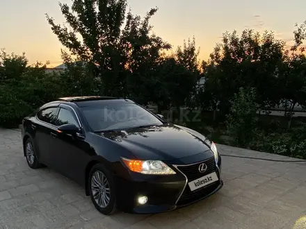 Lexus ES 350 2013 года за 13 100 000 тг. в Жанаозен