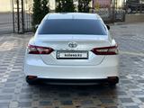 Toyota Camry 2018 года за 13 800 000 тг. в Алматы – фото 3