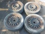 Шины летние Kumho с дисками 205/55R16 на Toyota Avensisүшін90 000 тг. в Алматы