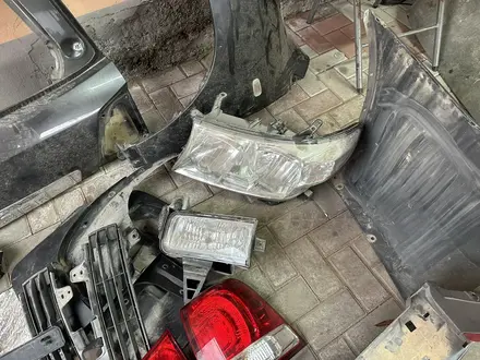Крышка багажника в комплекте с фонарем за 50 000 тг. в Алматы – фото 4