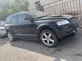 Volkswagen Touareg 2006 года за 2 900 000 тг. в Караганда