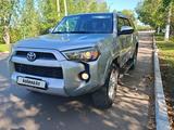 Toyota 4Runner 2013 годаүшін17 700 000 тг. в Петропавловск – фото 2