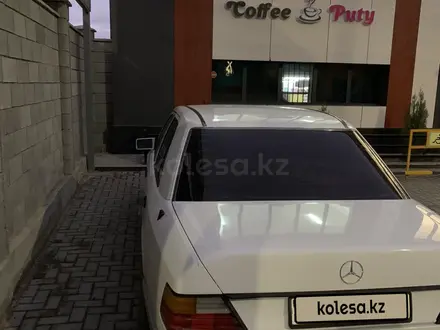 Mercedes-Benz E 230 1990 года за 1 380 000 тг. в Кызылорда – фото 5