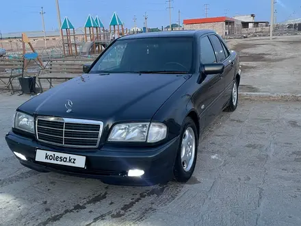 Mercedes-Benz C 200 2000 года за 4 200 000 тг. в Жанаозен – фото 18