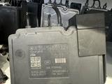 Тормозной блок на Мерседес ABR W 204 за 1 000 тг. в Алматы