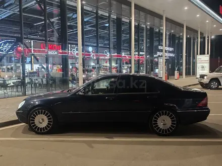 Mercedes-Benz S 320 1998 года за 3 100 000 тг. в Алматы – фото 5